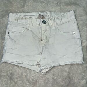 White shorts size s